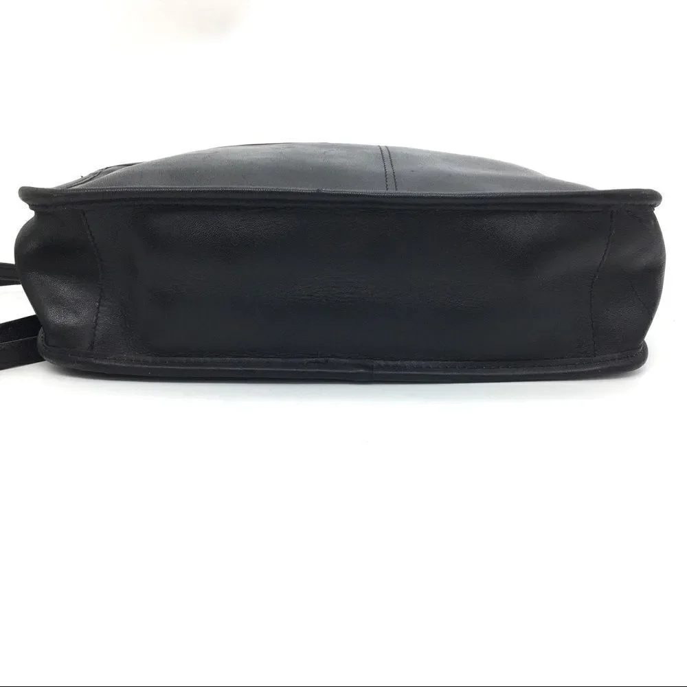 Vintage Almondo Classic Black Leather Shoulder Bag Purse